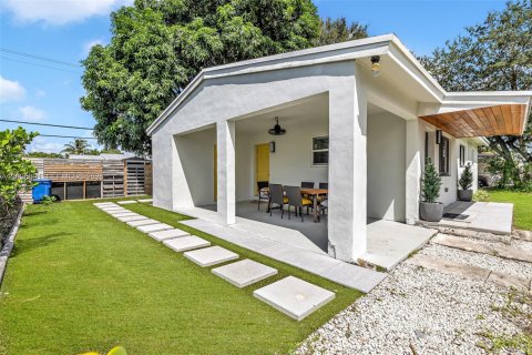 Villa ou maison à louer à Miami Gardens, Floride: 3 chambres, 91.79 m2 № 2390013 - photo 5
