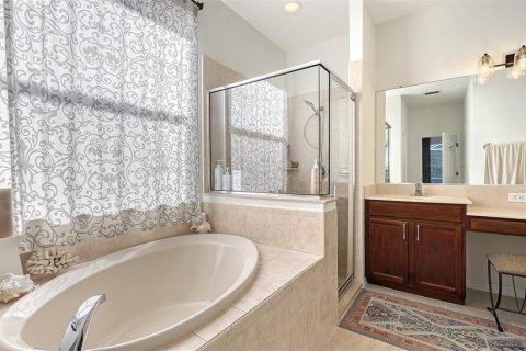 Villa ou maison à vendre à Sarasota, Floride: 3 chambres, 219.16 m2 № 2436688 - photo 16