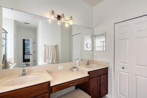 Villa ou maison à vendre à Sarasota, Floride: 3 chambres, 219.16 m2 № 2436688 - photo 17