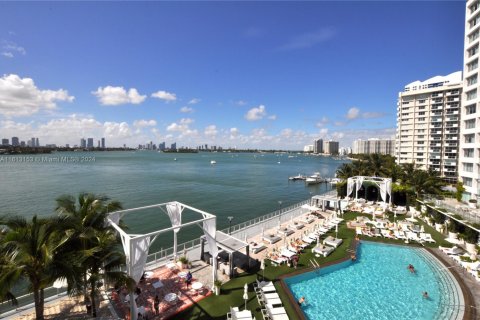 Condominio en venta en Miami Beach, Florida, 2 dormitorios, 101.08 m2 № 1697792 - foto 28