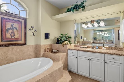 Casa en venta en Port Charlotte, Florida, 4 dormitorios, 237.83 m2 № 1690628 - foto 57