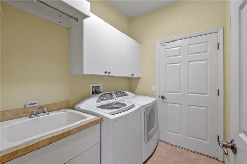 Casa en venta en Port Charlotte, Florida, 4 dormitorios, 237.83 m2 № 1690628 - foto 43