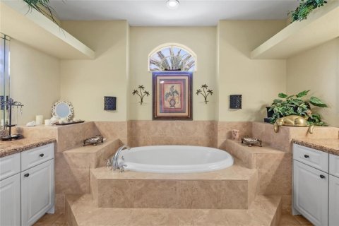 Villa ou maison à vendre à Port Charlotte, Floride: 4 chambres, 237.83 m2 № 1690628 - photo 24