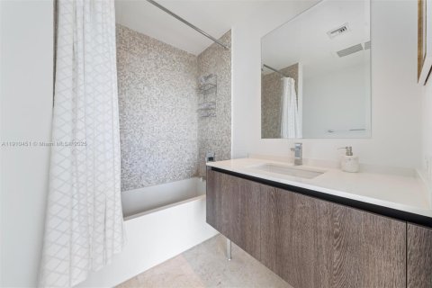 Copropriété à vendre à Miami, Floride: 3 chambres, 172.15 m2 № 1967037 - photo 16