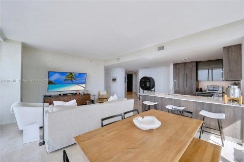 Copropriété à vendre à Miami, Floride: 3 chambres, 172.15 m2 № 1967037 - photo 2