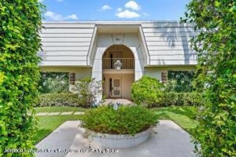 Condo in Palm Beach, Florida, 2 bedrooms  № 1141241 - photo 1