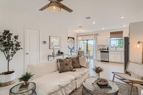 Townhouse in Florida City, Florida 3 bedrooms, 128.21 sq.m. № 1864598 - photo 5