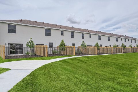 Townhouse in Florida City, Florida 3 bedrooms, 128.21 sq.m. № 1864598 - photo 23