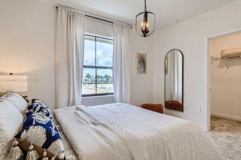 Townhouse in Florida City, Florida 3 bedrooms, 128.21 sq.m. № 1864598 - photo 15