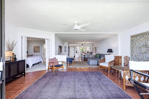 Condo in Bradenton, Florida, 2 bedrooms № 2117801 - photo 19