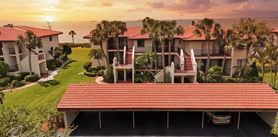 Condo in Bradenton, Florida, 2 bedrooms № 2117801