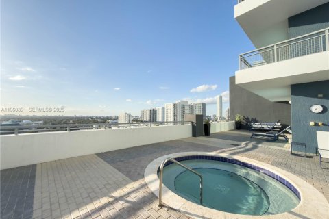 Купить кондоминиум в Майами, Флорида 1 спальня, 55.28м2, № 2023297 - фото 17