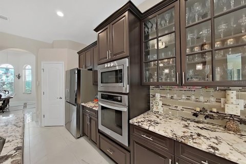 Купить виллу или дом в Одесса, Флорида 3 комнаты, 278.61м2, № 2214787 - фото 13