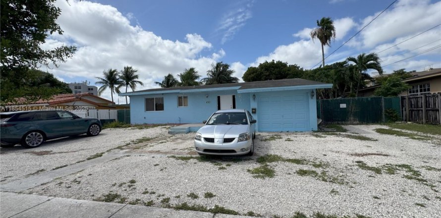 Casa en Hialeah, Florida 4 dormitorios, 193.61 m2 № 1872617