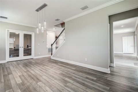 House in Thonotosassa, Florida 5 bedrooms, 338.91 sq.m. № 1721146 - photo 19