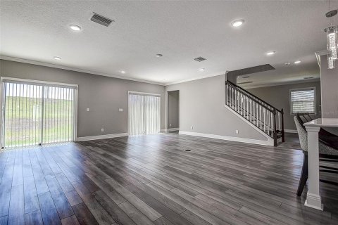 House in Thonotosassa, Florida 5 bedrooms, 338.91 sq.m. № 1721146 - photo 8