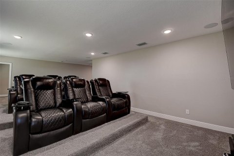 House in Thonotosassa, Florida 5 bedrooms, 338.91 sq.m. № 1721146 - photo 29