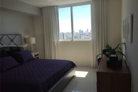 Снять в аренду кондоминиум в Майами, Флорида 2 спальни, № 1964981 - фото 4