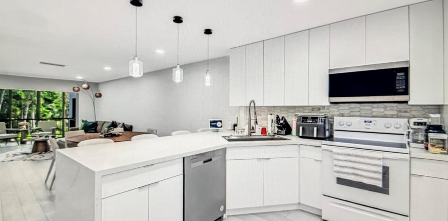 Condo in Boca Raton, Florida, 2 bedrooms  № 2281760