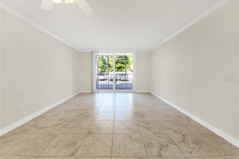 Condo in Sarasota, Florida, 1 bedroom  № 1773166 - photo 6
