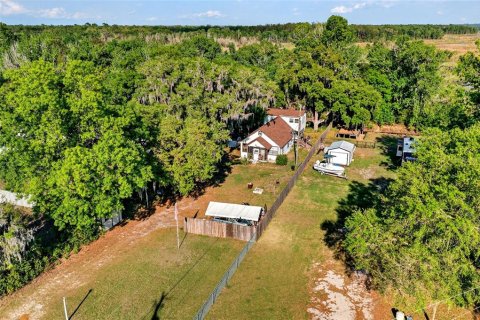 Casa en Summerfield, Florida 2 dormitorios, 178 m2 № 2235698