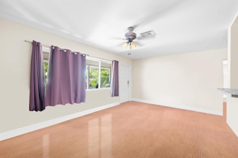 Casa en venta en Boca Raton, Florida, 3 dormitorios, 116.5 m2 № 1136429 - foto 1