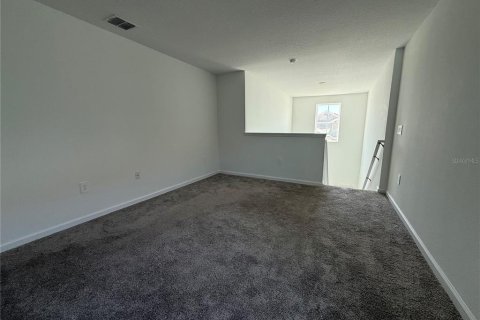 Casa en alquiler en Davenport, Florida, 5 dormitorios, 225.75 m2 № 1853087 - foto 6