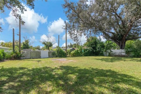 Villa ou maison à vendre à Saint Petersburg, Floride: 2 chambres, 114.83 m2 № 2396686 - photo 24
