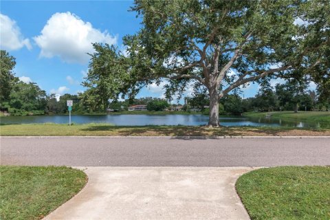 Villa ou maison à vendre à Saint Petersburg, Floride: 2 chambres, 114.83 m2 № 2396686 - photo 2