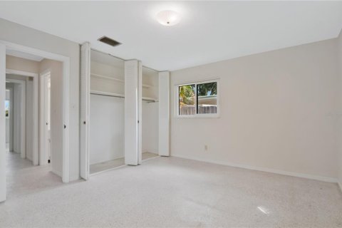 Villa ou maison à vendre à Saint Petersburg, Floride: 2 chambres, 114.83 m2 № 2396686 - photo 16