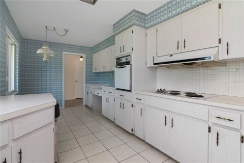 Villa ou maison à vendre à Saint Petersburg, Floride: 2 chambres, 114.83 m2 № 2396686 - photo 9
