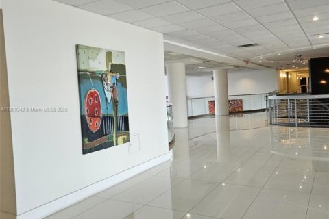 Condominio en venta en Miami Beach, Florida, 2 dormitorios, 76.55 m2 № 1774440 - foto 14