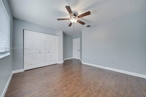 Villa ou maison à louer à Doral, Floride: 4 chambres, 293.76 m2 № 2004234 - photo 26