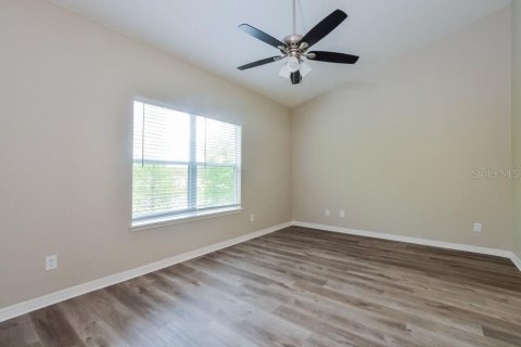 Touwnhouse à louer à Winter Springs, Floride: 2 chambres, 136.19 m2 № 1883641 - photo 11
