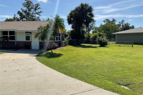 Casa en venta en Port Charlotte, Florida, 2 dormitorios, 92.16 m2 № 1912619 - foto 5