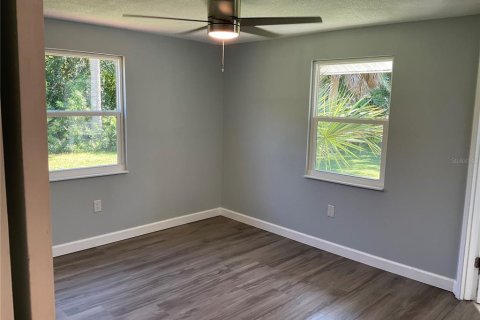 Casa en venta en Port Charlotte, Florida, 2 dormitorios, 92.16 m2 № 1912619 - foto 30