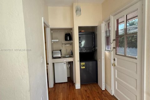 Copropriété à louer à Miami Beach, Floride: 2 chambres, 86.4 m2 № 1995501 - photo 15