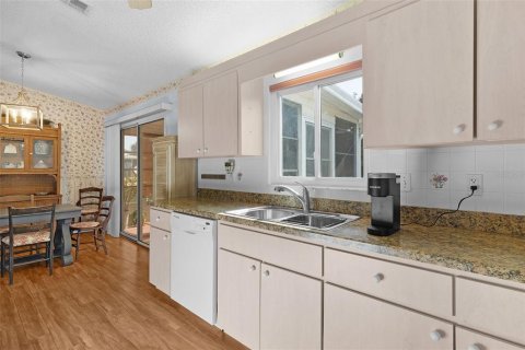 Villa ou maison à vendre à Summerfield, Floride: 2 chambres, 93.65 m2 № 1913667 - photo 14