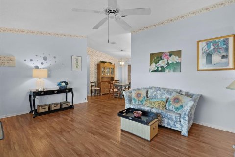 Villa ou maison à vendre à Summerfield, Floride: 2 chambres, 93.65 m2 № 1913667 - photo 3