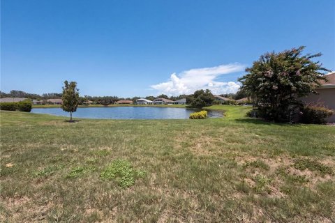 Condo in Sun City Center, Florida, 2 bedrooms  № 2235964 - photo 25