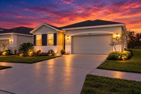 Villa ou maison à louer à Riverview, Floride: 4 chambres, 190.08 m2 № 2398443 - photo 3