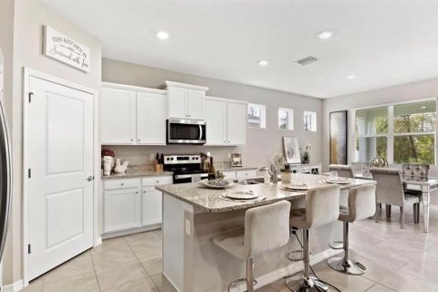 Villa ou maison à louer à Riverview, Floride: 4 chambres, 190.08 m2 № 2398443 - photo 9