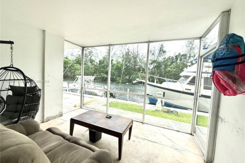 Condominio en venta en North Miami Beach, Florida, 2 dormitorios, 100.61 m2 № 1495148 - foto 22