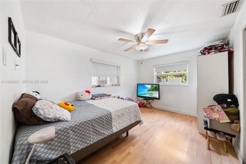 Купить виллу или дом в Пемброк-Пайнс, Флорида 4 спальни, 174.93м2, № 2049282 - фото 28