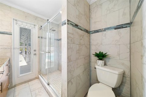 Купить виллу или дом в Пемброк-Пайнс, Флорида 4 спальни, 174.93м2, № 2049282 - фото 11