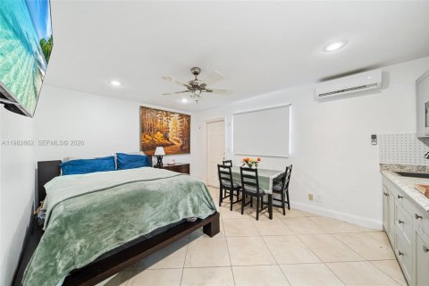 Купить виллу или дом в Пемброк-Пайнс, Флорида 4 спальни, 174.93м2, № 2049282 - фото 21