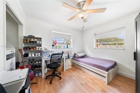 Купить виллу или дом в Пемброк-Пайнс, Флорида 4 спальни, 174.93м2, № 2049282 - фото 10