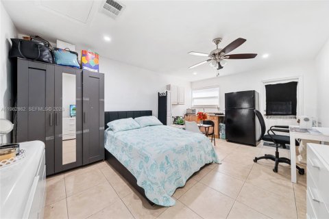 Купить виллу или дом в Пемброк-Пайнс, Флорида 4 спальни, 174.93м2, № 2049282 - фото 16