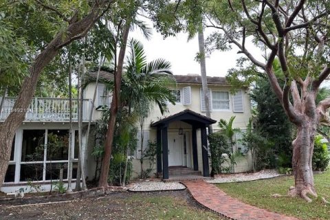 Снять в аренду виллу или дом в Майами, Флорида 3 спальни, 302.86м2, № 2004912 - фото 3