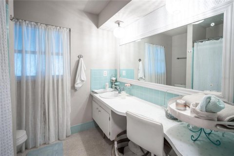 Villa ou maison à vendre à Venice, Floride: 2 chambres, 114.46 m2 № 1654364 - photo 25